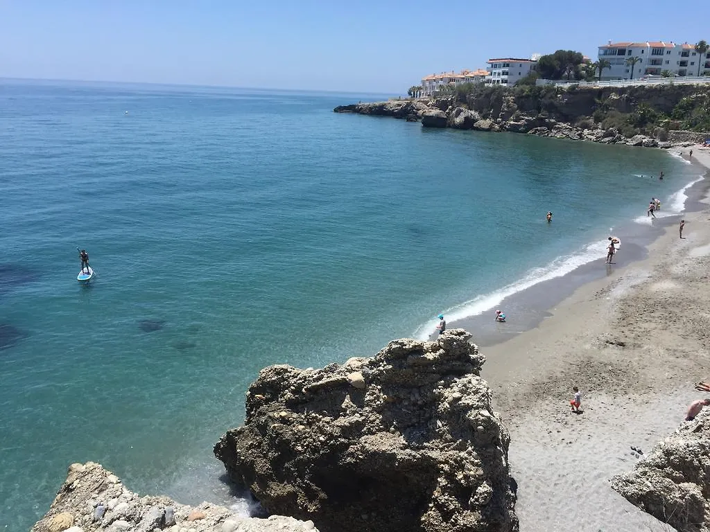 Easy Nerja Hostel 0*,