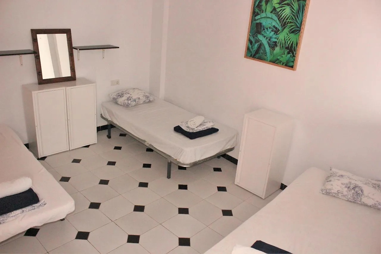 Easy Nerja Hostel Hiszpania