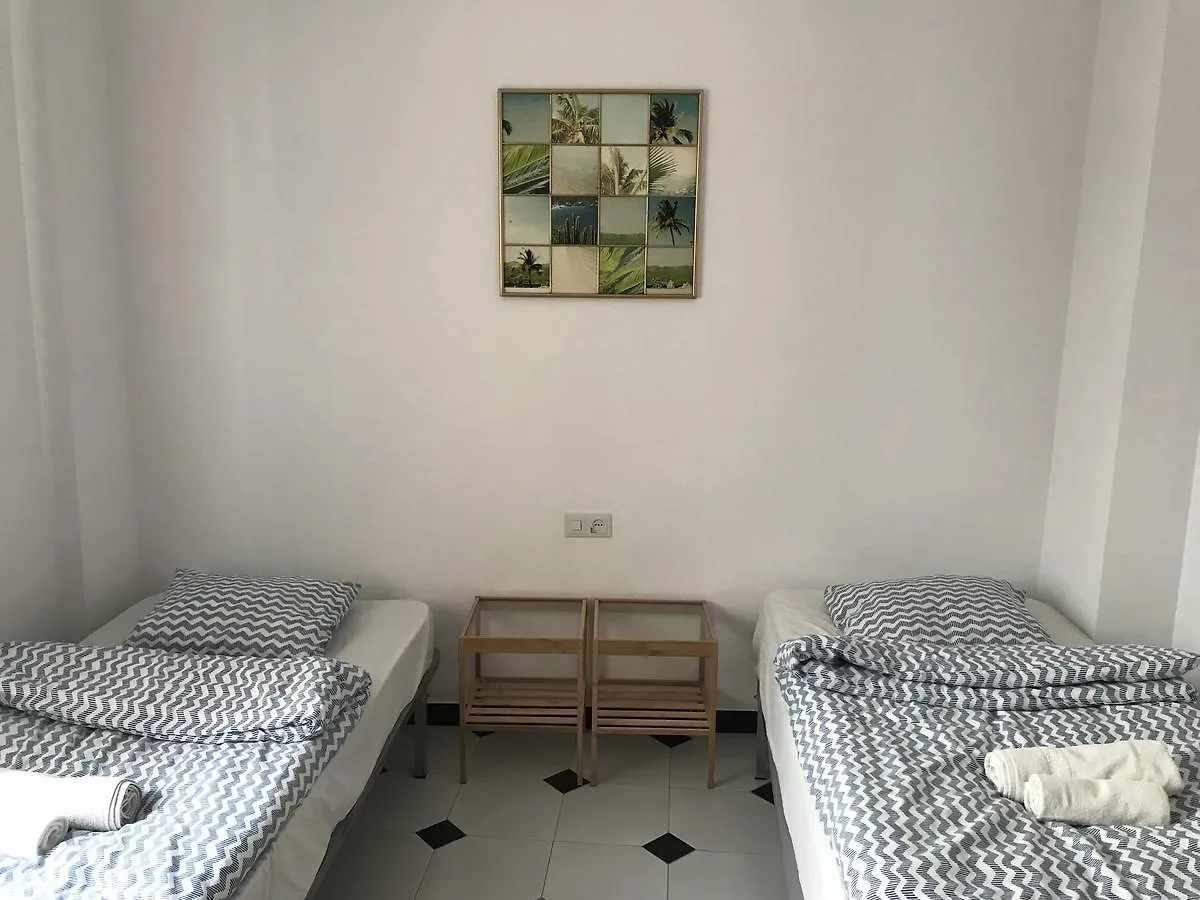 Easy Nerja Hostel Hiszpania