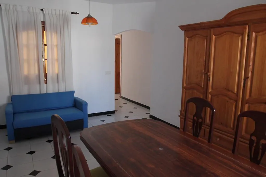 Easy Nerja Hostel Spanien